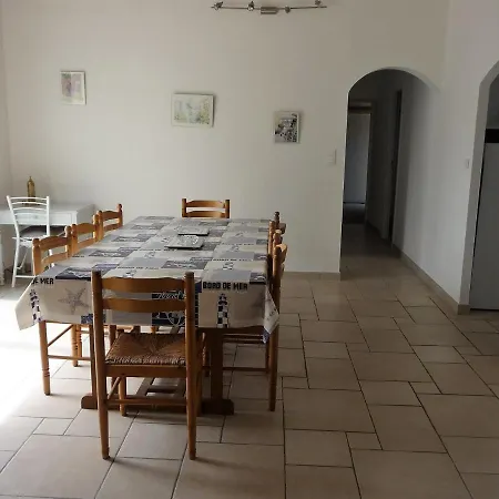Casa de Férias Maison N°4 7 Pers. 600M Plage *
